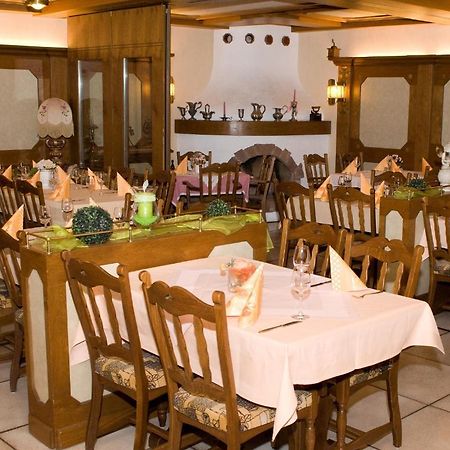 Hotel Pohl Kinheim 外观 照片