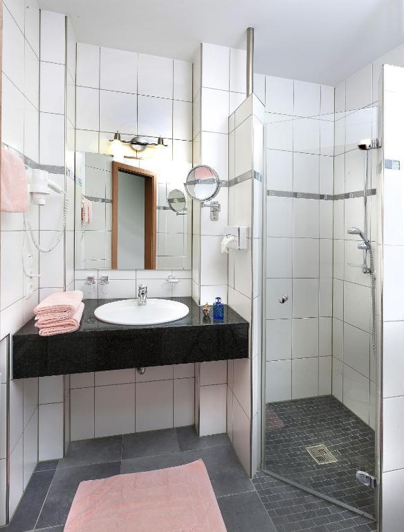 Hotel Pohl Kinheim 客房 照片